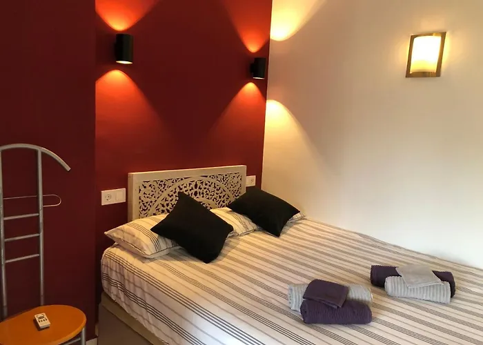 Fabiola 1 Кальпе